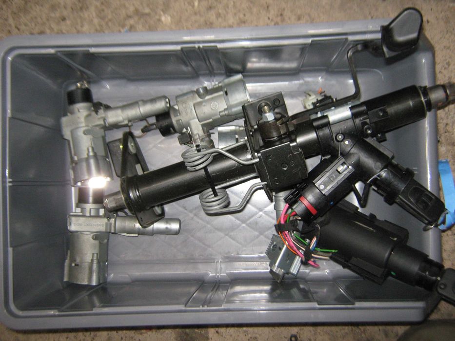 Гълтач  гълтачи и заключващ механизъм от Мерцедес