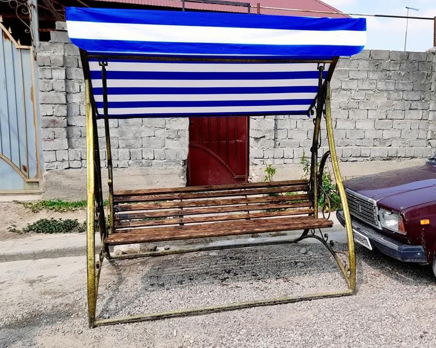 Тапчан, качеля,навес