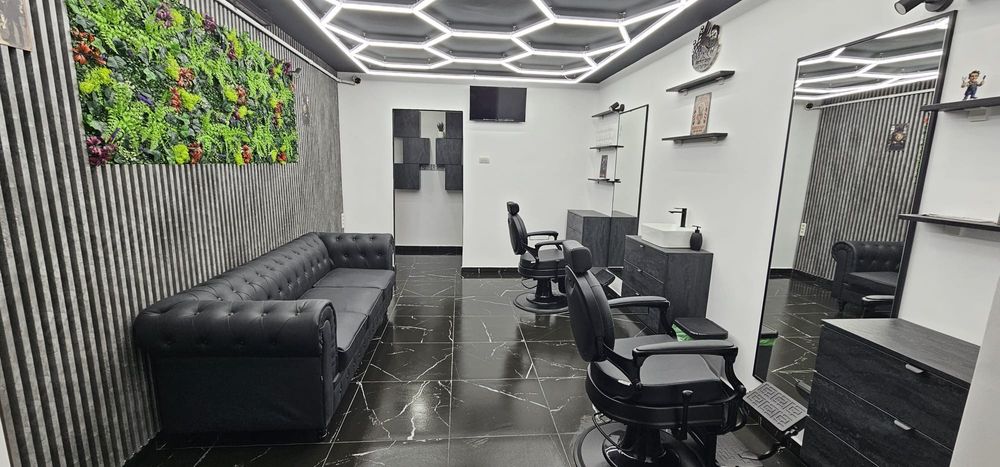 Închiriez post de frizerie-Colaborare frizer-salon premium