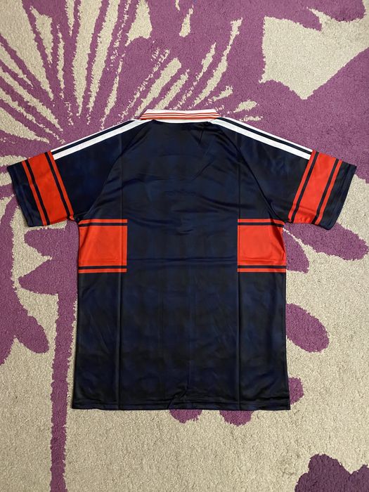 Промо цена! Ретро тениски Байерн Мюнхен Bayern Munchen