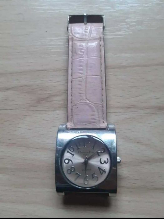 Часовници 8 броя най-различни, ланци и каишки