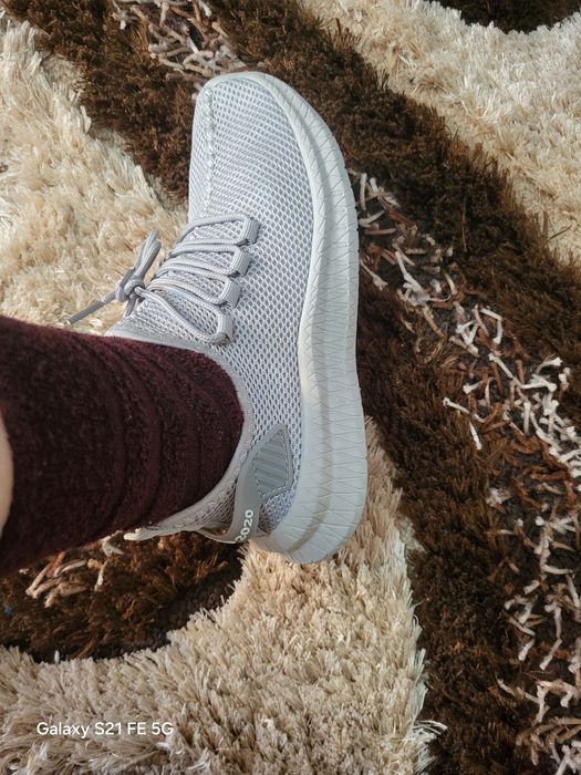 Vând Încălțăminte Sport