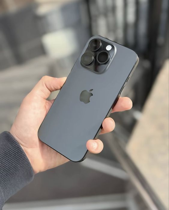 Айфон 16 pro черный