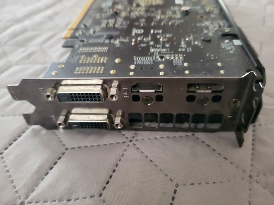 Kit gaming ryzen 5 2600+RX470+16GB RAM