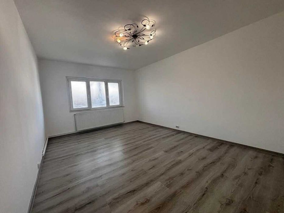 APARTAMENT 3 camere CU EXTINDERE - str. Petru Rareș