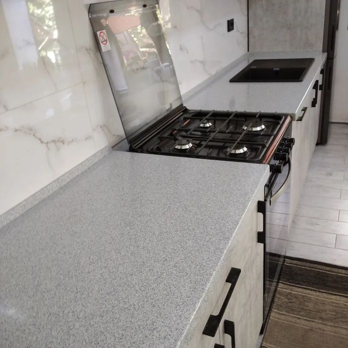 Столешница на заказ из искусственного камня кварц акрила