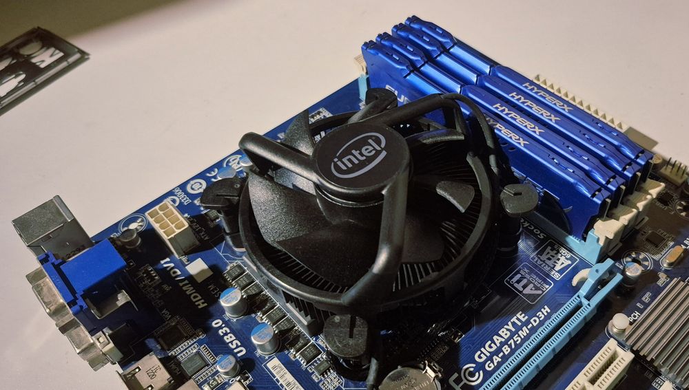 Kit gaming i7 16GB RAM
