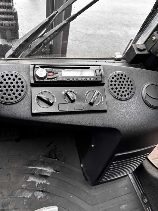 Stivuitor - Motostivuitor Linde H35T-02 CABINĂ An fabricație 2014