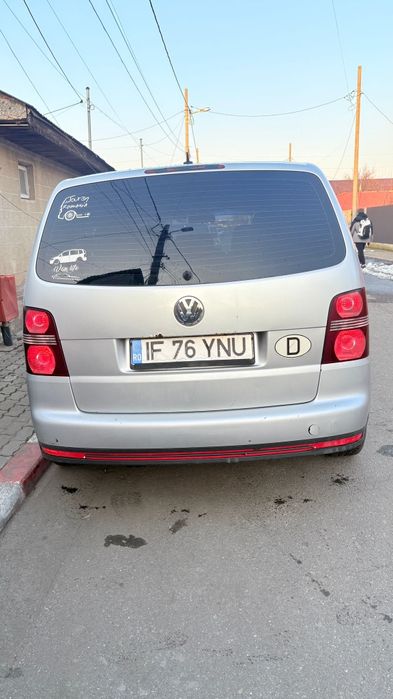 VOLKSWAGEN Touran 2009 — imagine 3
