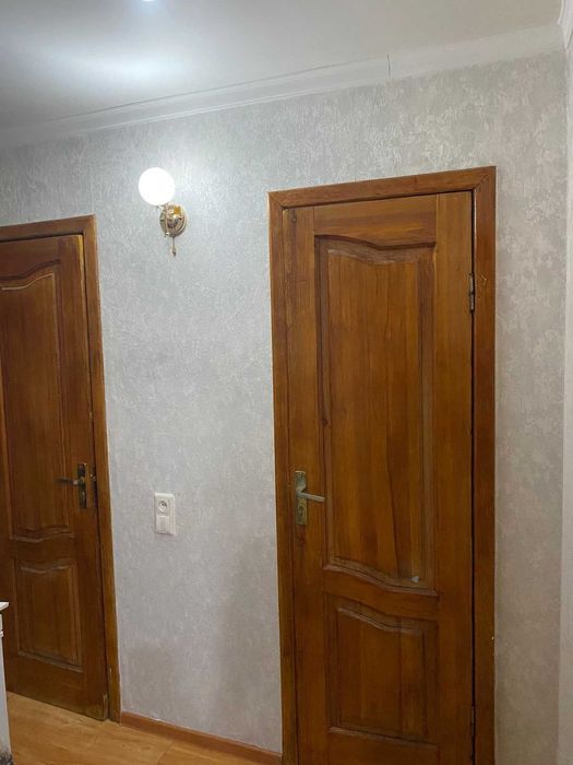 Продам 3 комн Карасай 64 кв 7/9