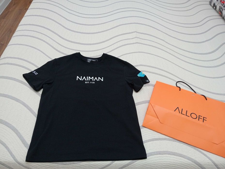 Продам футболку бренд