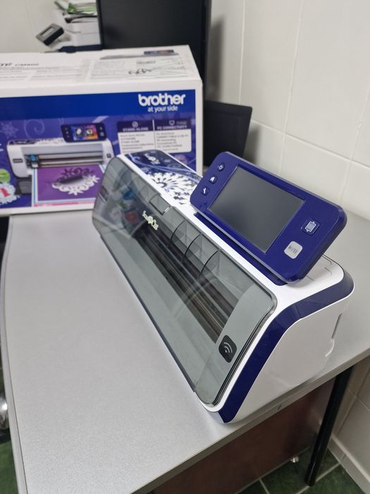 Scaner cu decupare Brother Scanncut CM900