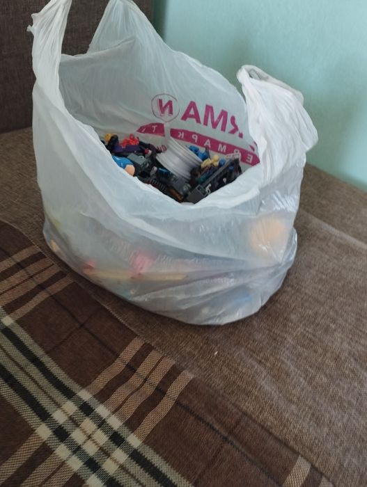 Продам Лего техник,Бионикл