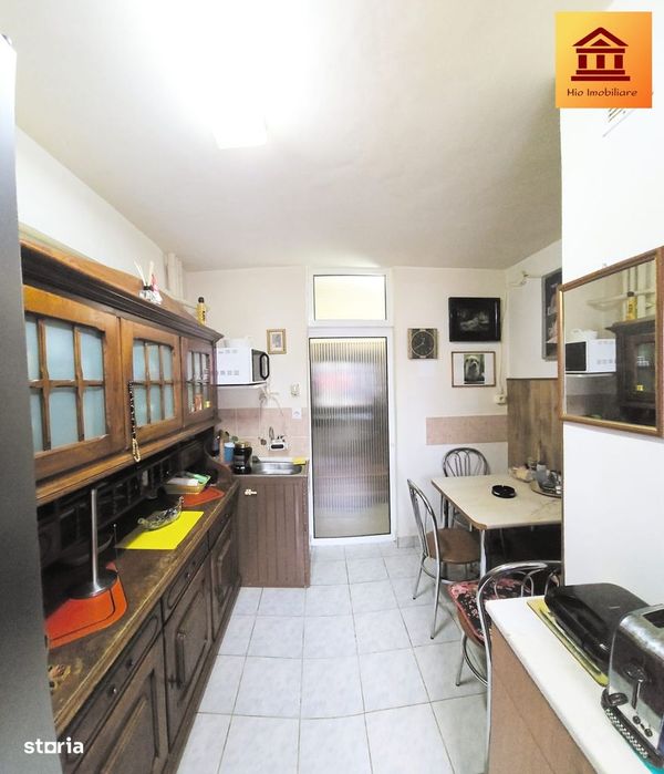 Apartament 3 camere Zona Intim ( etaj 2 , 100 mp)