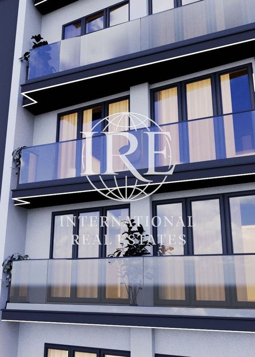 Продава се Четиристаен апартамент в Варна, Цветен квартал - 140 кв.м за 1779 €/кв.м - Снимка #7