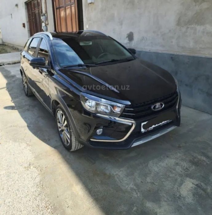 Lada vesta kross