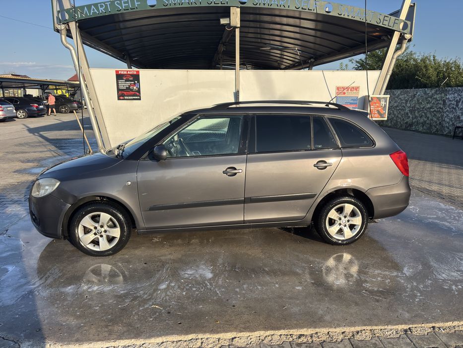SKODA Fabia 2009 — imagine 5