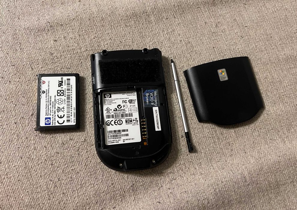 HP iPAQ hx2190b Pocket PC cu docking si stylus, functional