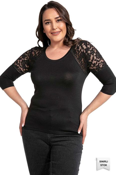 Блузка НОВАЯ, ТУРЦИЯ Черный цвет Трикотаж разм 54-56 Стройнит, Красиво