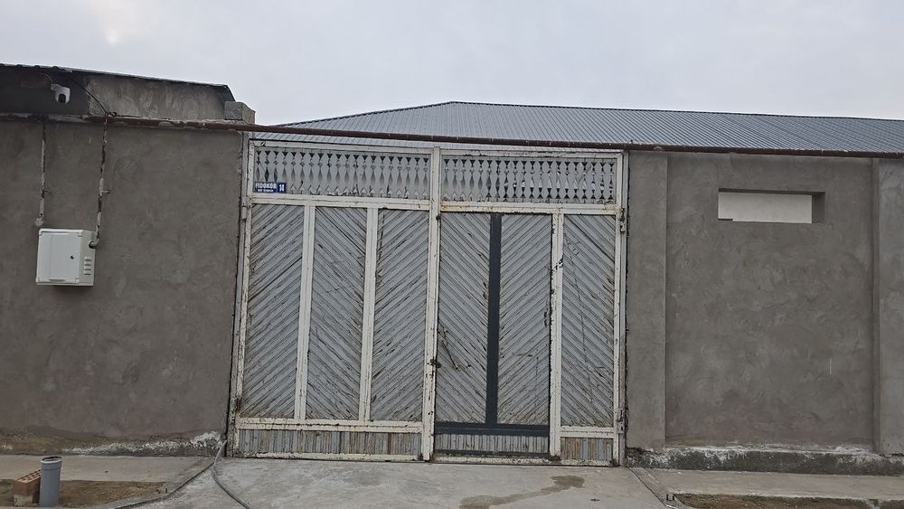 Продаю метало деревянные ворота