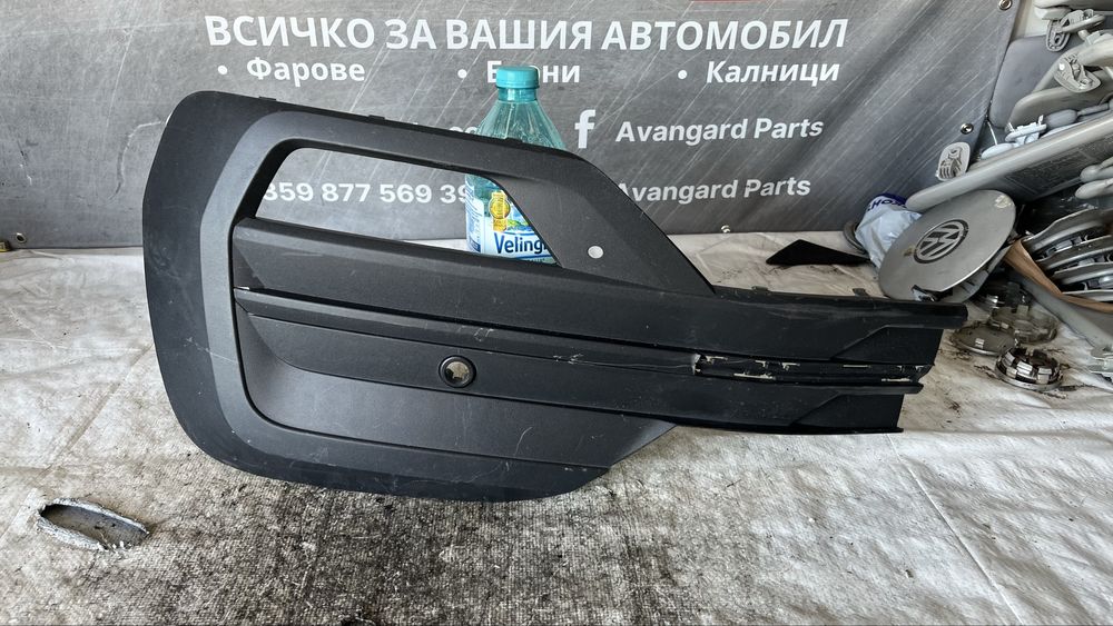 Volkswagen T6 Lift лява решетка халоген