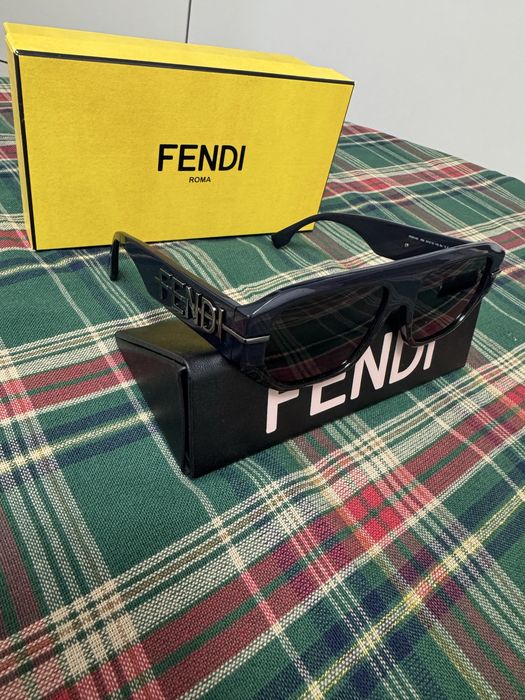 Ochelari de soare/sunglasses FENDI ROMA
