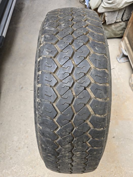 Продаются шины б/у R15,R16