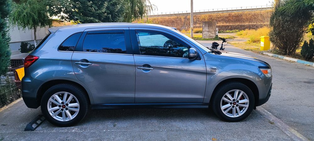 Autoturism Mitsubishi