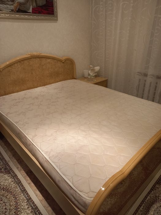 Продам матрас двуспальный 160×200