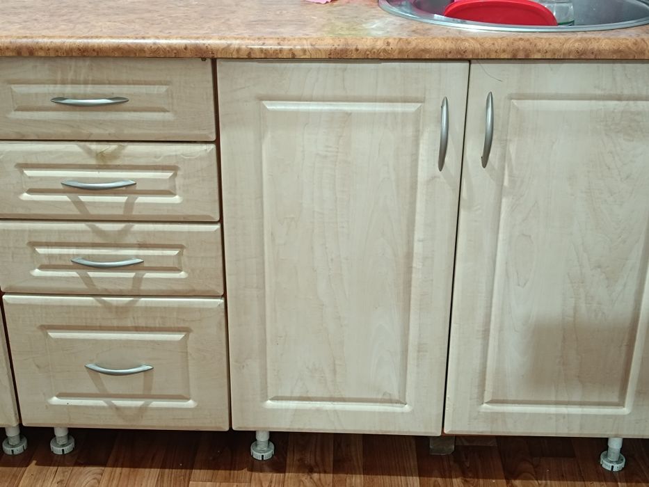 Срочно продается кухонная мебель