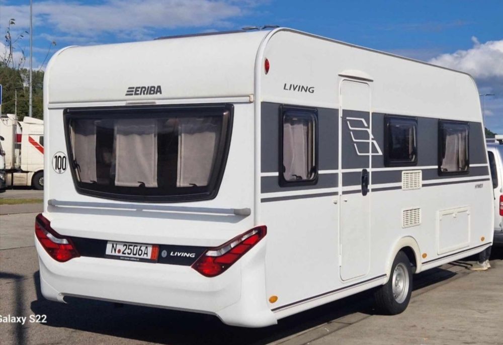 HYMER ERIBA LIVING 471, fabricatie 2017, inmatriculata, impecabila !