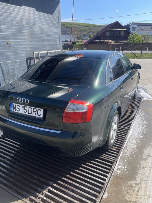 Vand AUDI A4 b6 2004 ALT