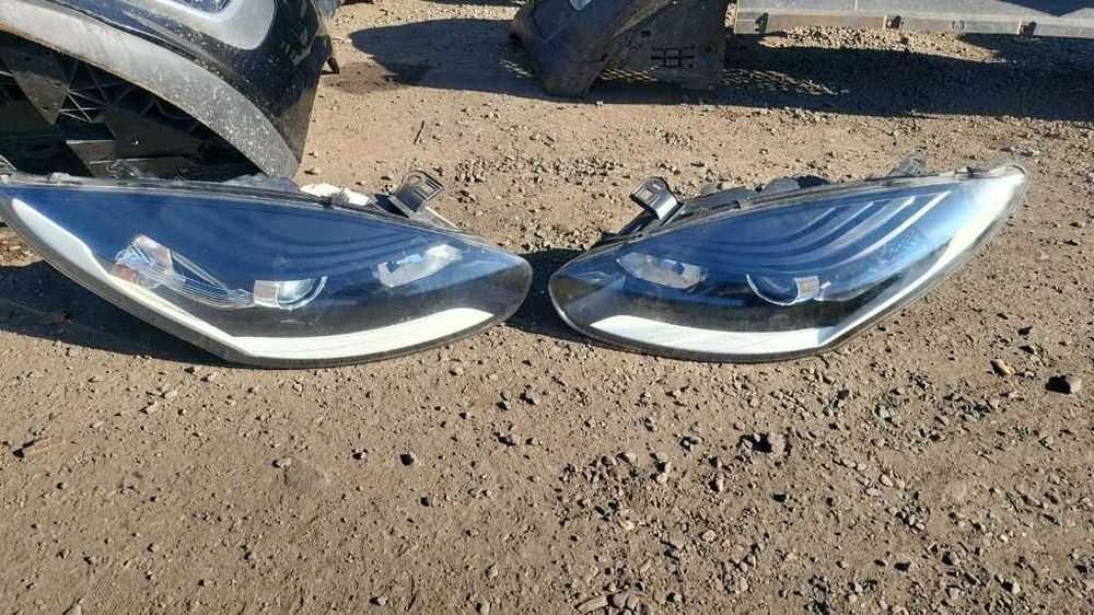 Far Stanga/Dreapta Renault Megane 3 Faza 3 An 2016  GT, pret pe bucata