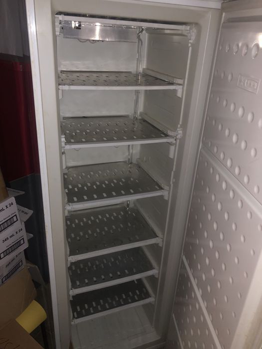 Фризер беко неработещ/за части