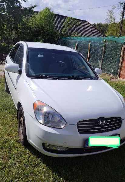 HYUNDAI Accent 2009 — imagine 3