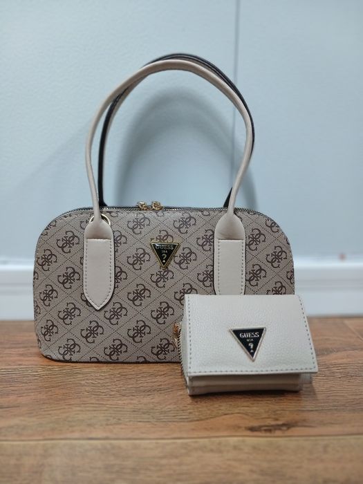 Дамски чанти/дамски портмонета/мъжки портмонета