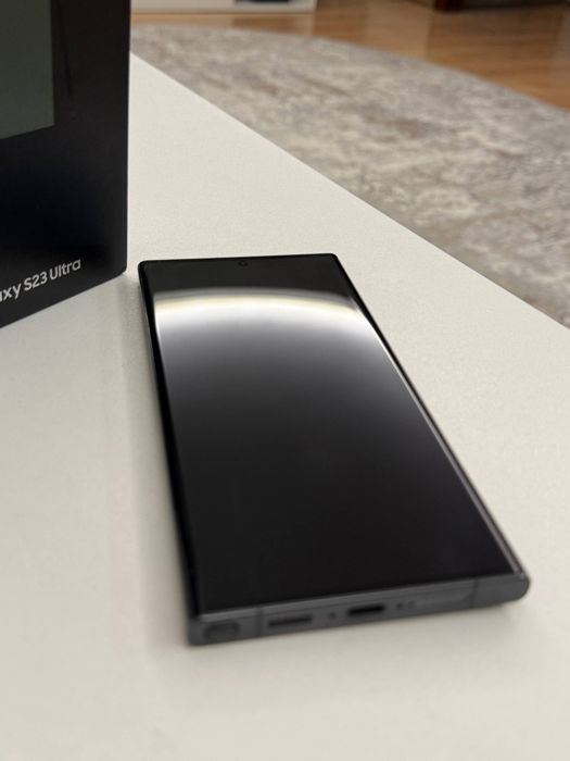 Продам Samsung S23 Ultra