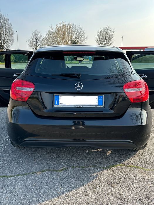 Mercedes-Benz A Class 201.000 KM An 2013 Motor 1.5 Diesel