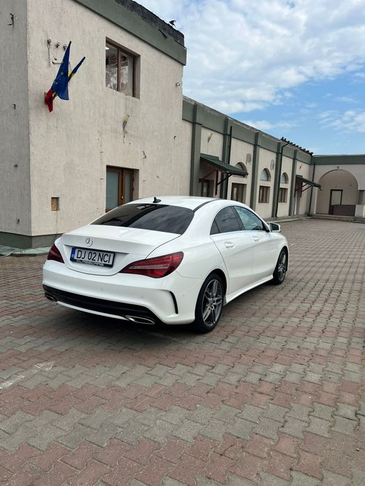 Vând Mercedes CLA 220D 4Matic 4x4 177cp
