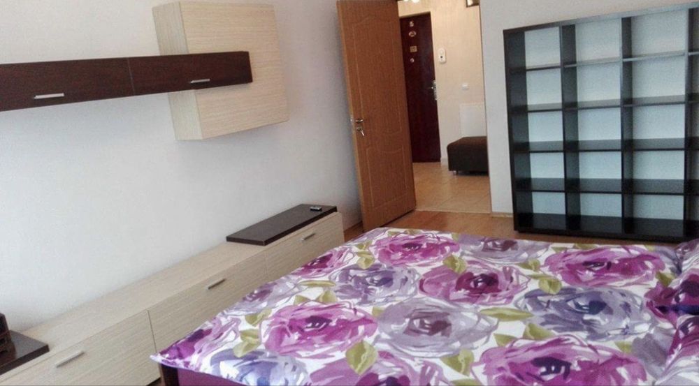 Vand apartament 2 cam