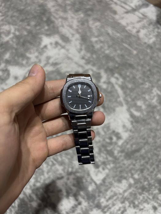 Часы наручные