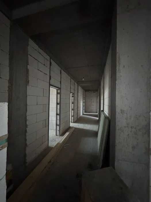 Продаётся  Углавое Здание  Дархан, Central Park / Мирза Улугбек/ ЦЕНТР