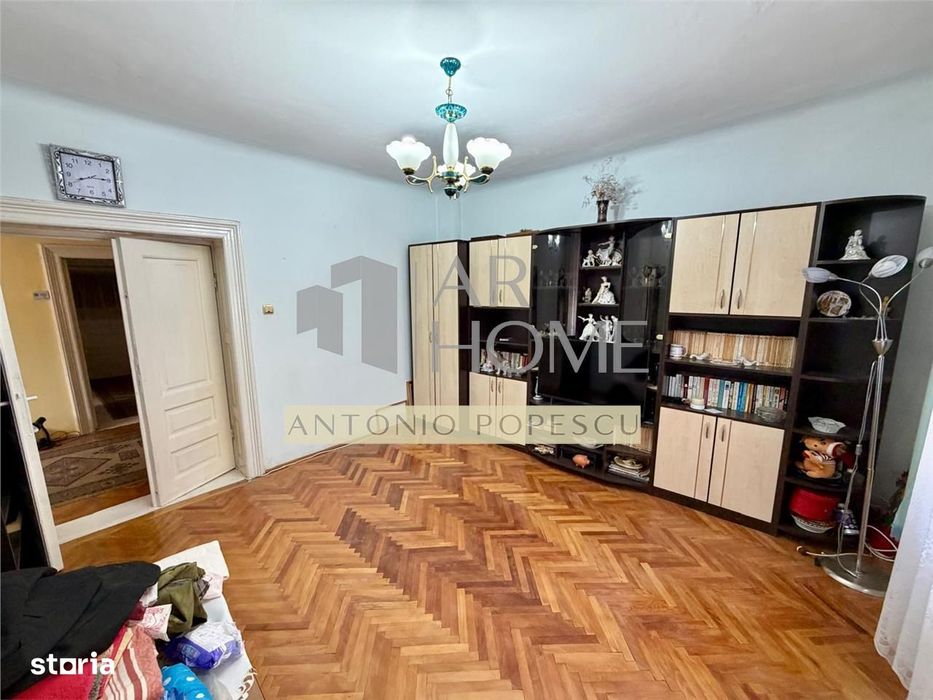 Casa P+1E, in Ploiesti, ultracentral.