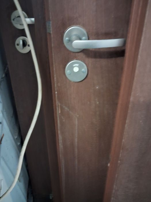 Използвани врати