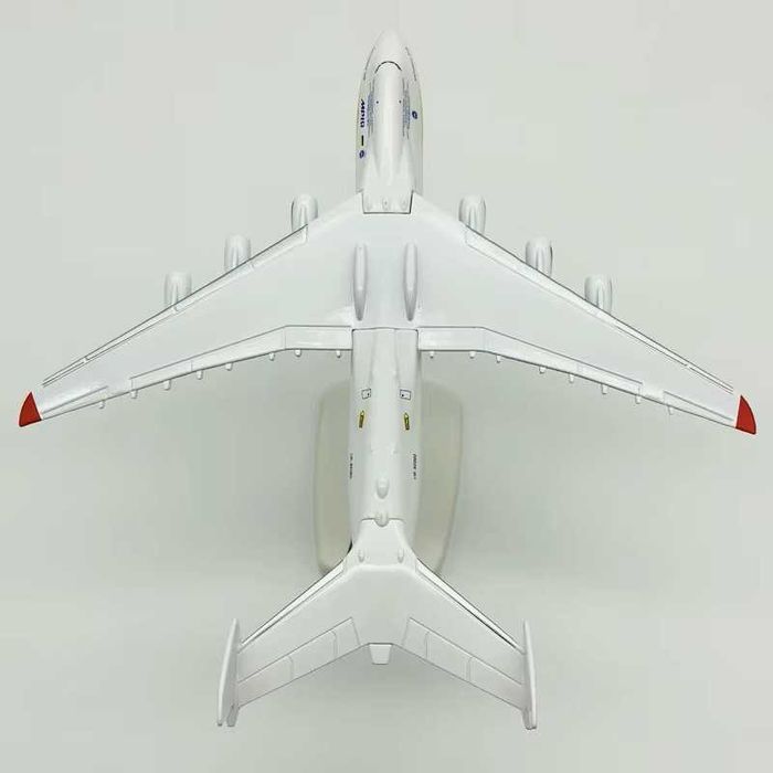 AN-225 Antonov най-големия самолет в света модел макет товарен колекци