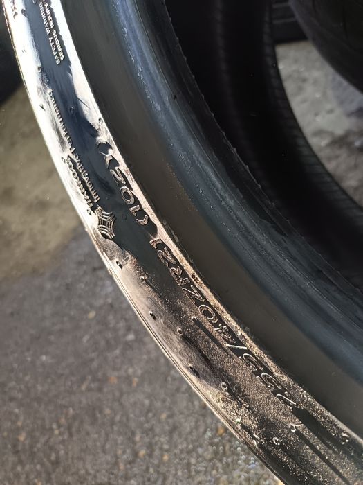 anvelope vara 255 40 21 hankook 2022 5mm