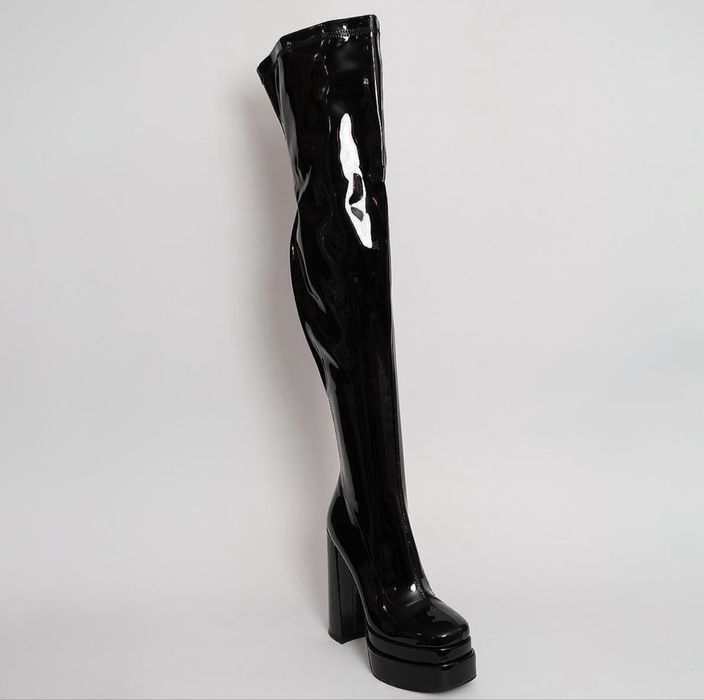 Лачени чизми на ток от shoe aquarium