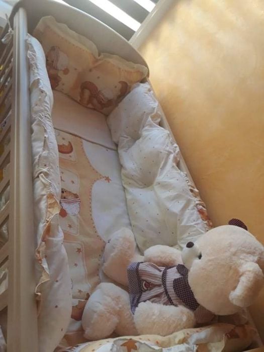 Детска кошара люлееща