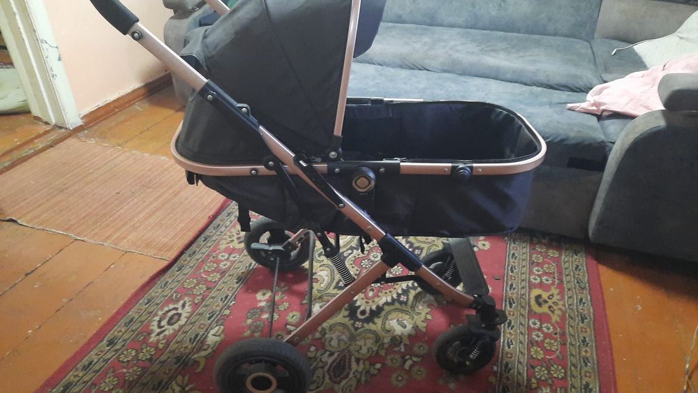 Продам срочно коляску