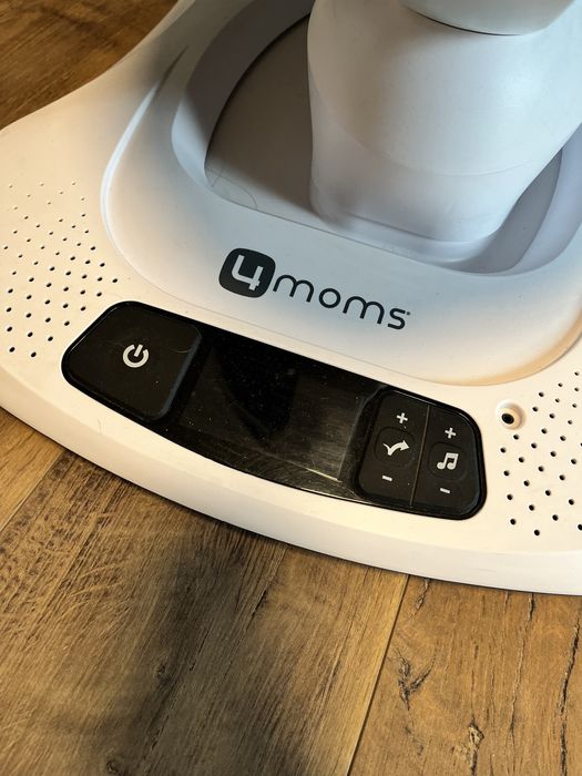 Mamaroo 4moms люлка за бебета